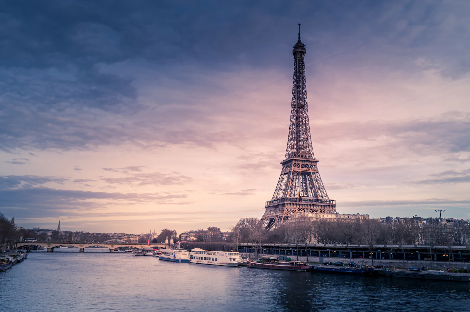 Louvre Museum Masterpieces & Secret Passages